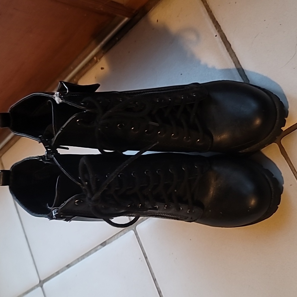 Black boots